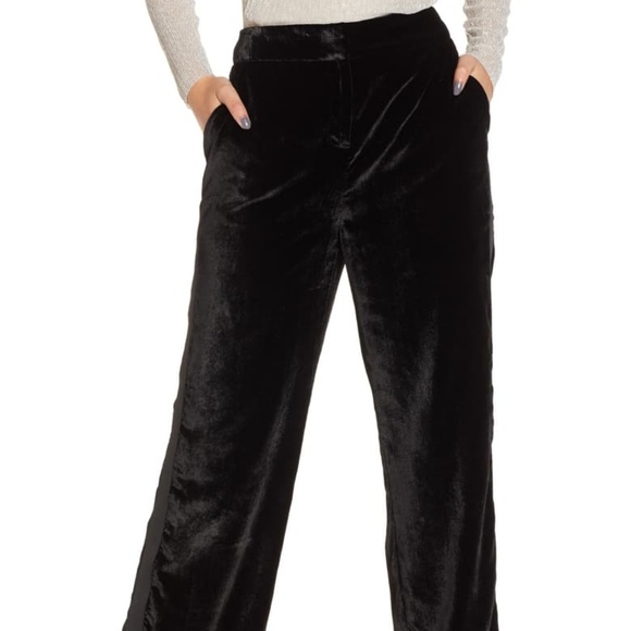 CHELSEA28 Velvet Wide Leg Trousers - Picture 2 of 8